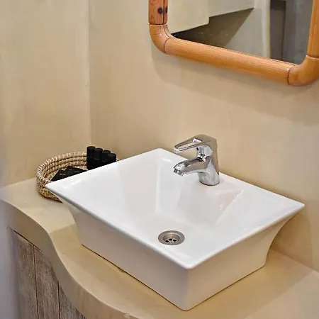 Dom wakacyjny παραδοσιακη -χωριατικη κατοικια με αυλη