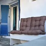 Semesterbostad παραδοσιακη -χωριατικη κατοικια με αυλη *