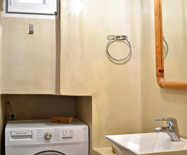 παραδοσιακη -χωριατικη κατοικια με αυλη Prázdninový dům Kythnos