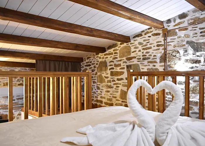 펜션 παραδοσιακη -χωριατικη κατοικια με αυλη *